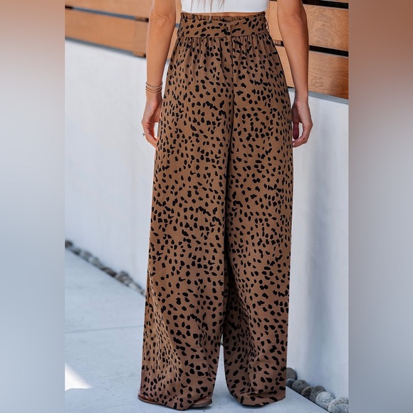 Cupshe Belted Cheetah Print Wide Leg Pants - Picture 2 of 7